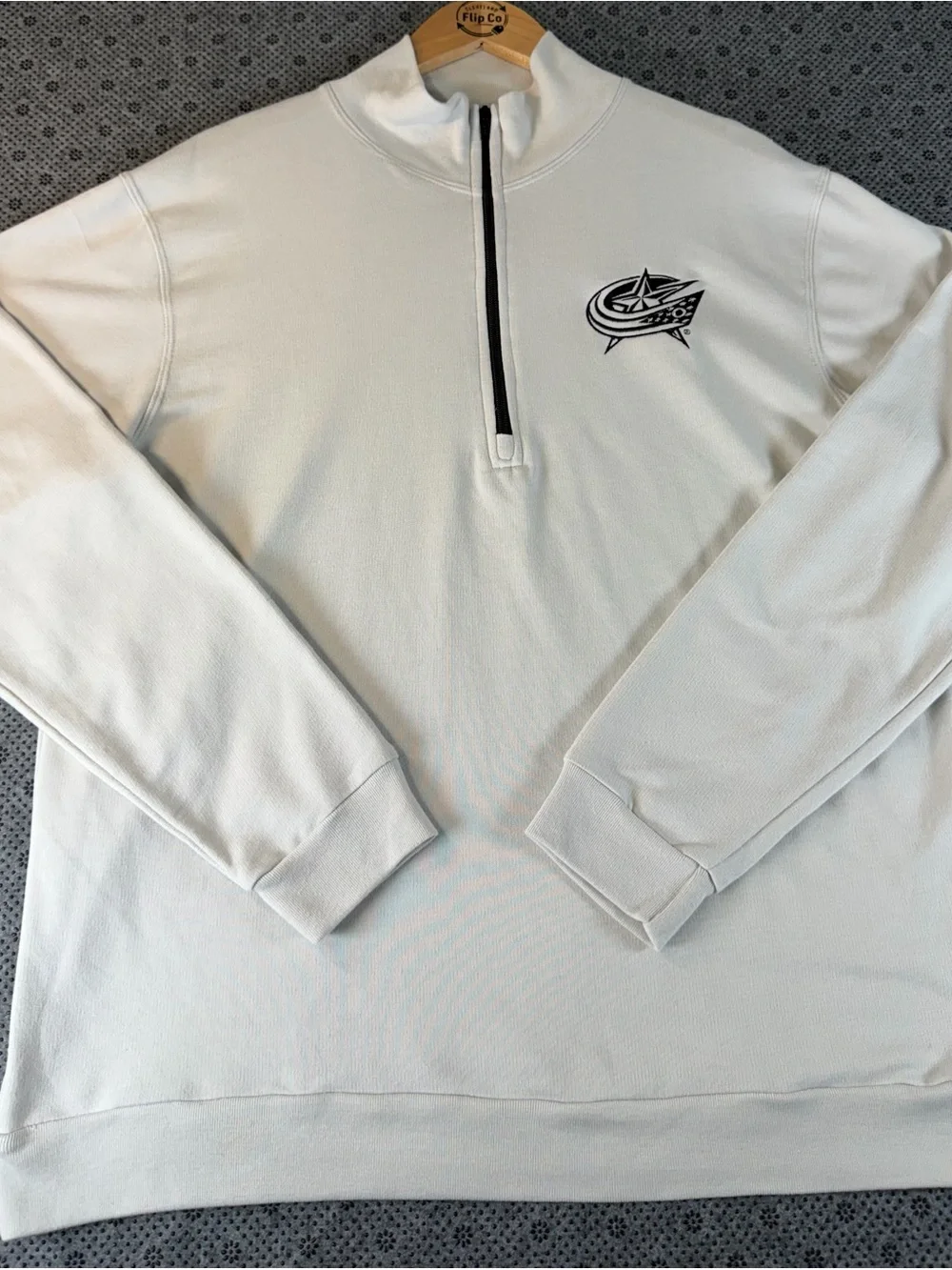 Columbus Blue Jacket Men’s Quarter-Zip Sweatshirt